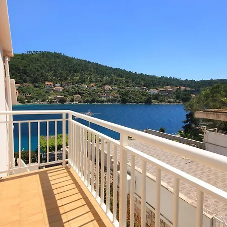 Apartman By The Sea Brna, Korcula - 10057 *