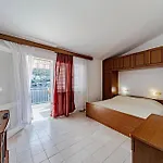 By The Sea Brna, Korcula - 10057 Apartamento *