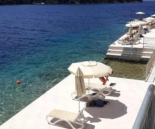 By The Sea Brna, Korcula - 10057 アパート *